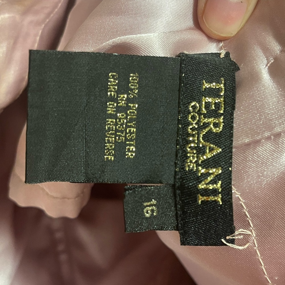 TERANI COUTURE DRESS - Picture 8 of 9